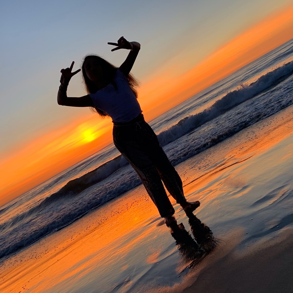 Meet your Posher, Alua